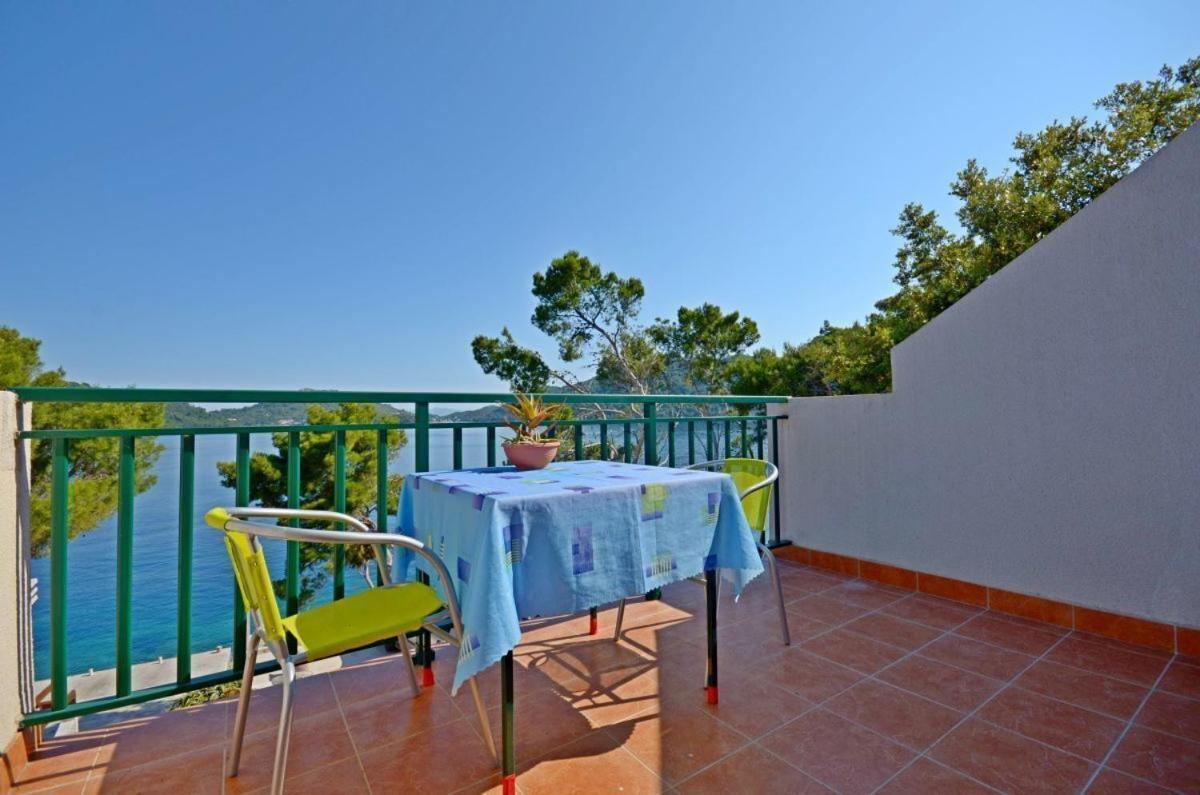 Apartments Luka Uble Esterno foto
